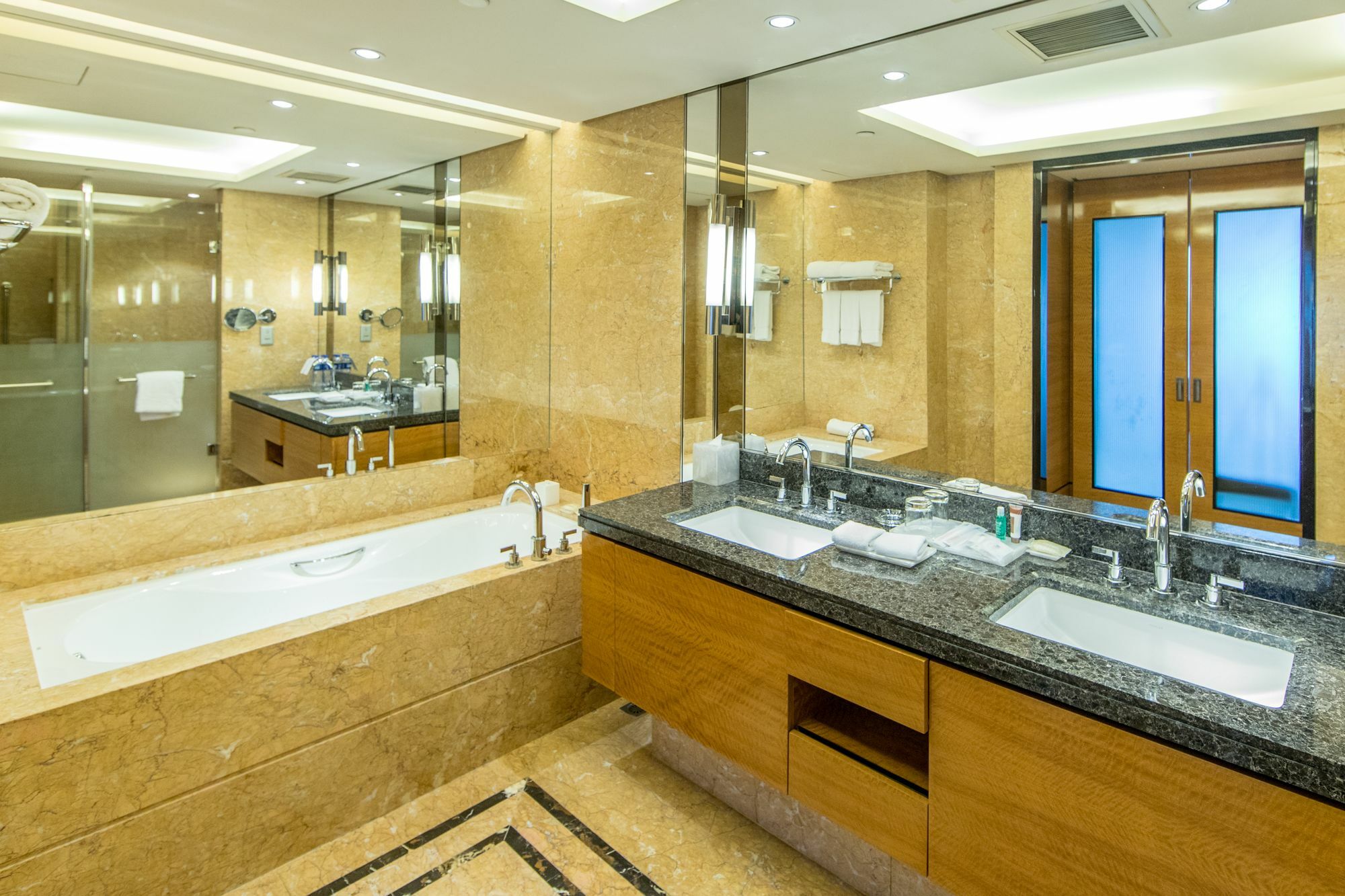 Sheraton Zhongshan Hotel Zewnętrze zdjęcie